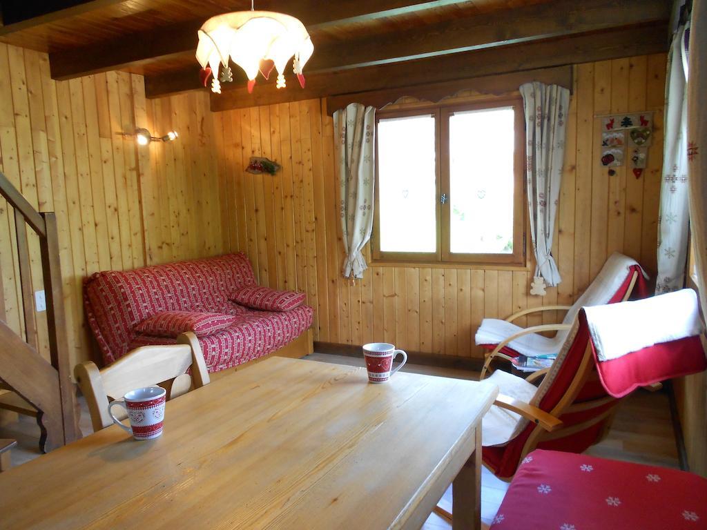 Chalets Savoie Les Chalets D'Heidi Notre-Dame-de-Bellecombe Zimmer foto